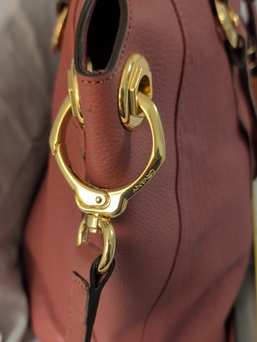Excellent OrYany Genuine LEATHER Women's Bag in Dusty Rose. Magnetic Closure. - Picture 4 of 6